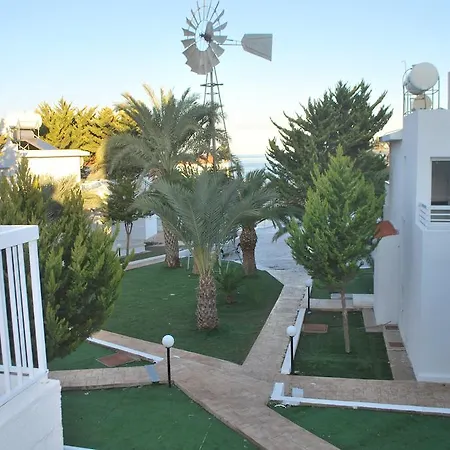 Appartement Flisvos *