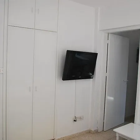 Flisvos Apartamento Protaras